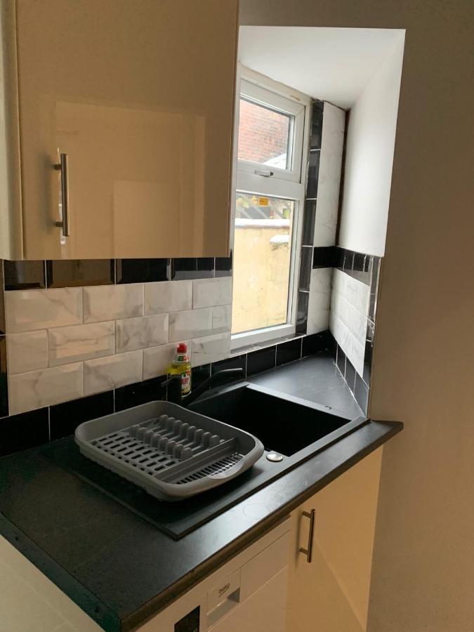 M&B Accommodation Lincoln Bagian luar foto