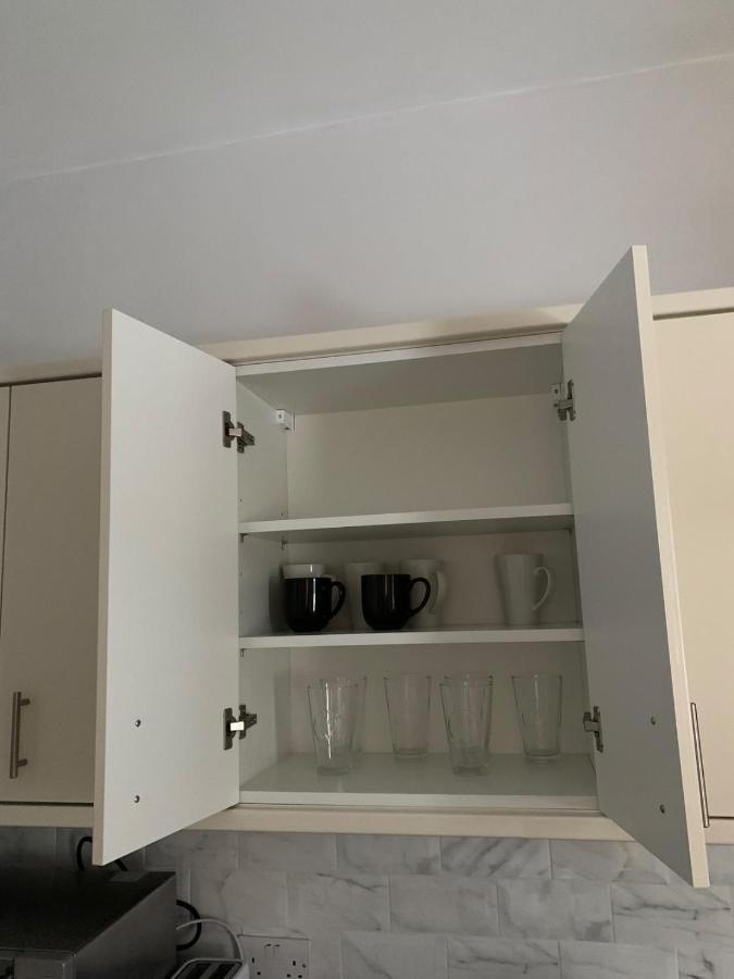 M&B Accommodation Lincoln Bagian luar foto