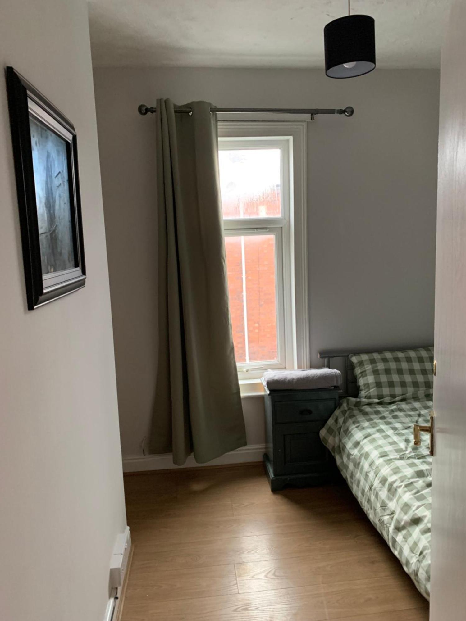 M&B Accommodation Lincoln Bagian luar foto
