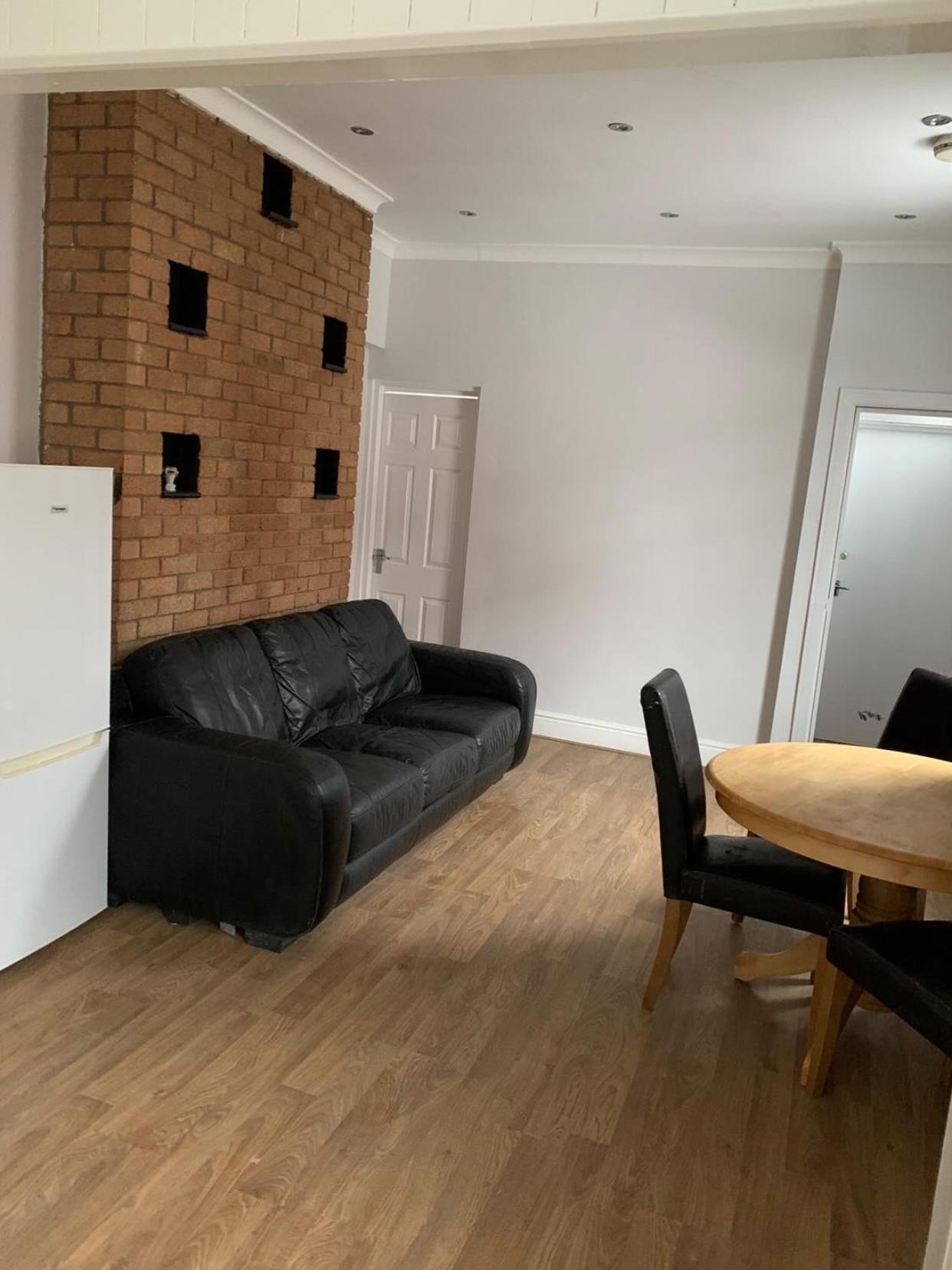 M&B Accommodation Lincoln Bagian luar foto