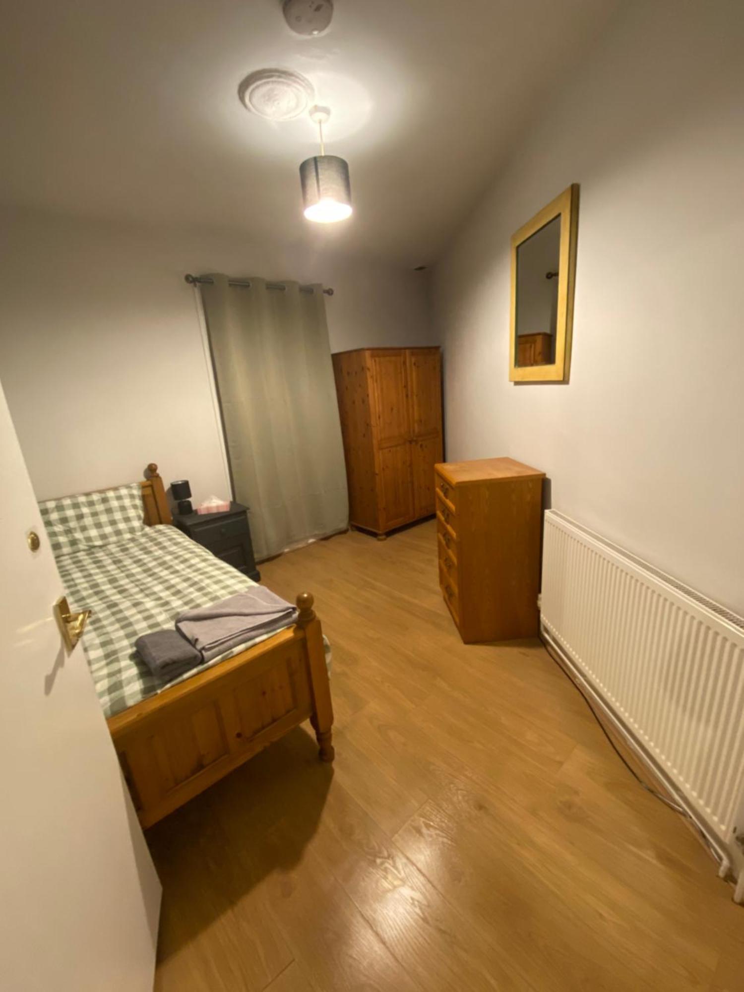 M&B Accommodation Lincoln Bagian luar foto